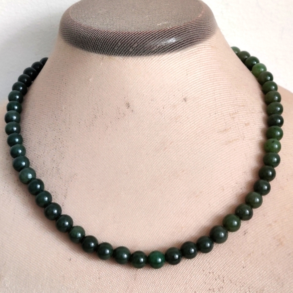 Vintage Genuine Spinach Green Jadeite Nephrite Necklace